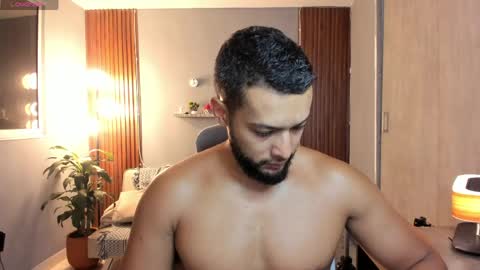 Calix  Independient model Insta and twt Calixsnake online show from 05.18.26