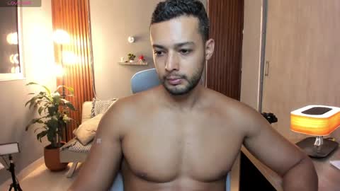 Calix  Independient model Insta and twt Calixsnake online show from 06.03.26