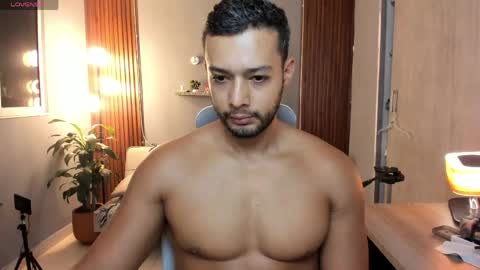 Calix  Independient model Insta and twt Calixsnake online show from 06.07.26