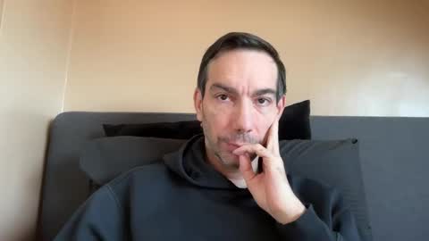 Snapshot of j_dc chatting on 09.12.25 j_dc online show from 09.12.25