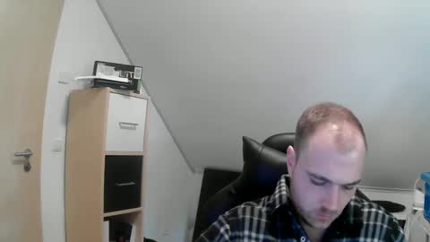 here4y online show from 01.11.25