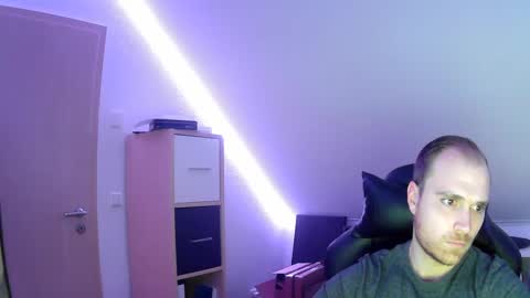 here4y online show from 02.02.25