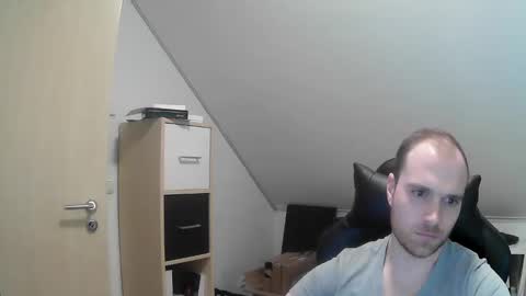 here4y online show from 02.06.25