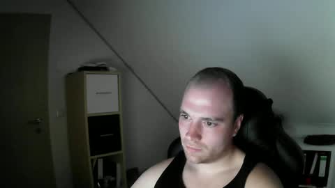 here4y online show from 11.25.25