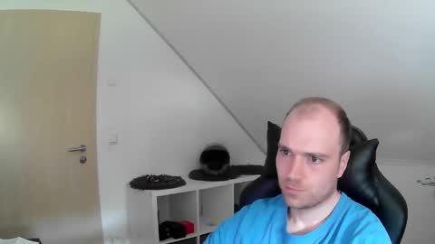 here4y online show from 04.25.26