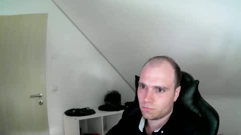 Snapshot of j_german783377 chatting on 06.08.26 here4y online show from 06.08.26