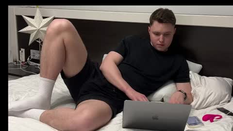 j_lyle_x online show from 05.01.26