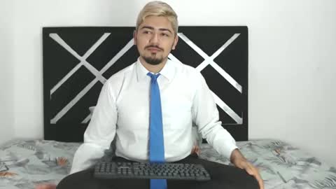 Snapshot of jack03xx_ chatting on 10.15.25 Jack online show from 10.15.25