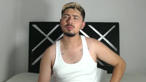 Snapshot of jack03xx_ chatting on 11.12.25 Jack online show from 11.12.25