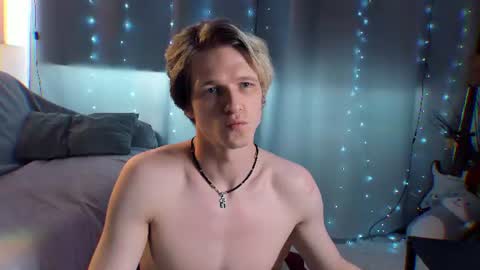 Snapshot of jack_frozt chatting on 06.12.26 brestonsweet online show from 06.12.26
