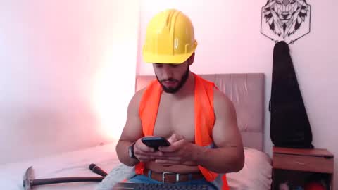 Snapshot of jack_master_muscle chatting on 01.16.25 jack and leah online show from 01.16.25