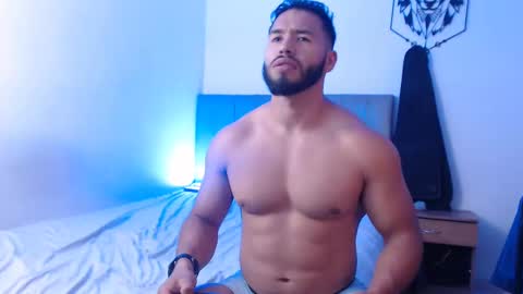 Snapshot of jack_master_muscle chatting on 02.10.25 jack and leah online show from 02.10.25