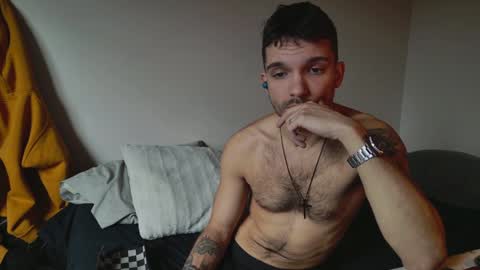Snapshot of jackdesfeux chatting on 01.16.25 Jack  online show from 01.16.25