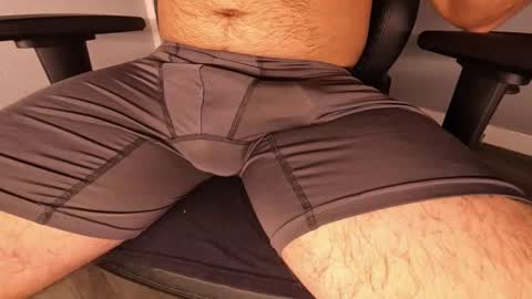 Snapshot of jackenwatch chatting on 12.18.25 jackenwatch online show from 12.18.25