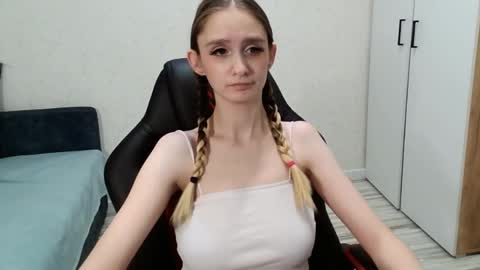 jackie__morgan online show from 12.02.24