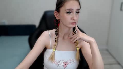 jackie__morgan online show from 01.11.25