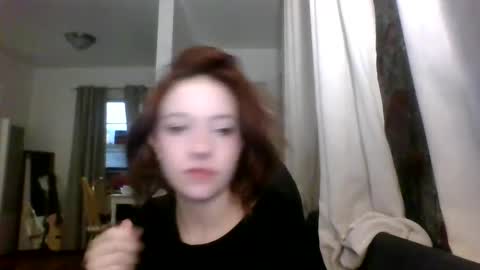 Snapshot of jackievilleof chatting on 12.18.24 sophi scott online show from 12.18.24