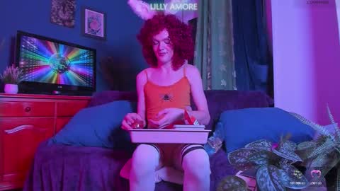 LillyAmore online show from 10.18.25