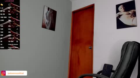 Snapshot of jackson_cruz chatting on 12.19.25 Jackson Cruz online show from 12.19.25