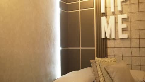 Jackson Bell online show from 02.10.25