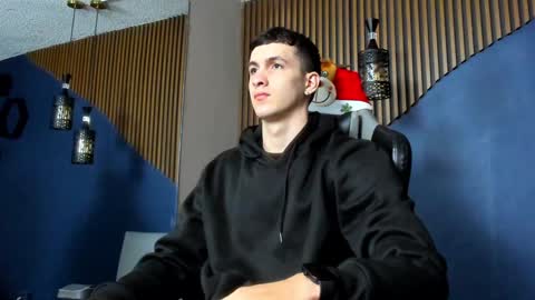 Jackson Olsen online show from 01.07.25