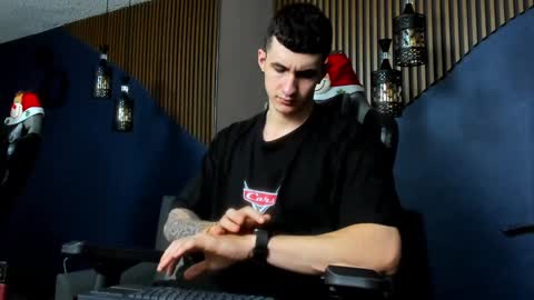 Jackson Olsen online show from 01.07.25