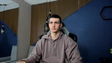 Jackson Olsen online show from 02.05.25