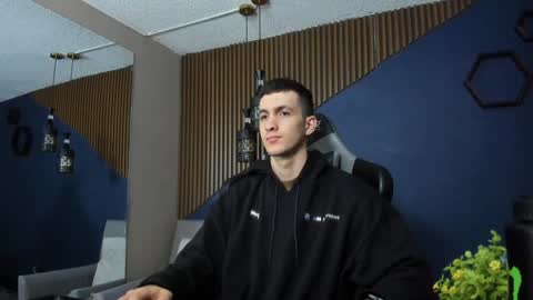 Jackson Olsen online show from 02.06.25