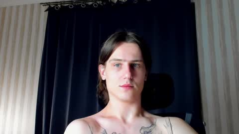 Snapshot of jacksonvox chatting on 02.08.25 Nikolay online show from 02.08.25