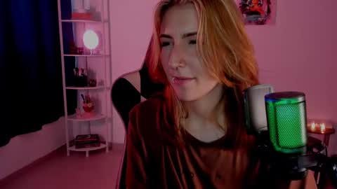 Linda Sofia help me get to 100 thumbs up online show from 01.17.25