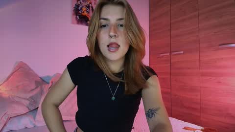 Linda Sofia help me get to 100 thumbs up online show from 03.03.25