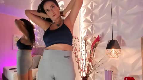 Jacky hoott online show from 02.19.26