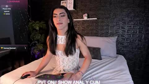 jacky_wolf1 online show from 01.18.26