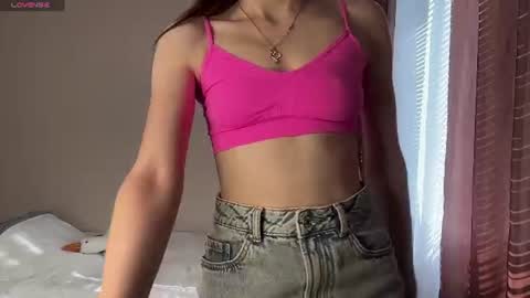 Lillian online show from 06.17.26