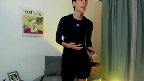 Snapshot of jacob_colliins chatting on 06.06.26 jacob_colliins online show from 06.06.26