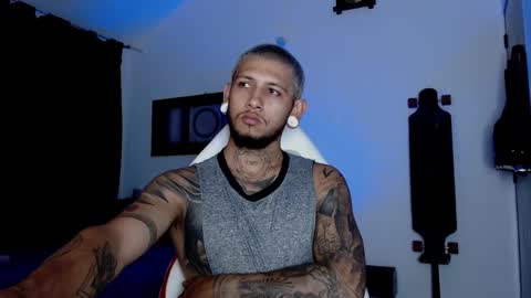 Michael Caicedo online show from 02.12.25