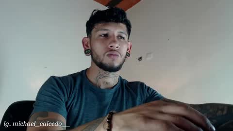 Michael Caicedo online show from 05.11.26