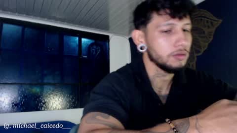 Michael Caicedo online show from 06.02.26