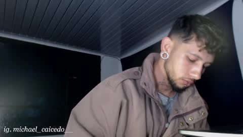 Michael Caicedo online show from 06.08.26