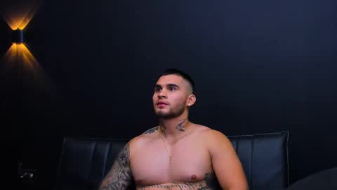 jacobsthorm online show from 02.21.25