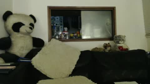 Snapshot of jacques_de_france chatting on 12.31.24 Jacques online show from 12.31.24