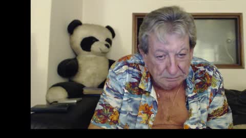 Snapshot of jacques_de_france chatting on 09.17.25 Jacques online show from 09.17.25