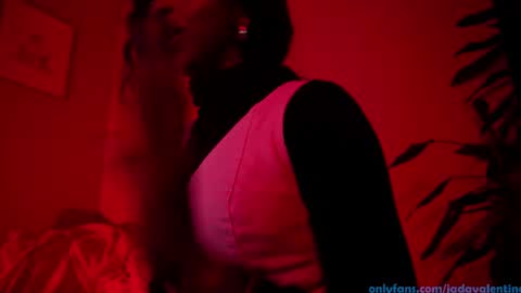 Snapshot of jada_valentine chatting on 02.08.25 Jada online show from 02.08.25