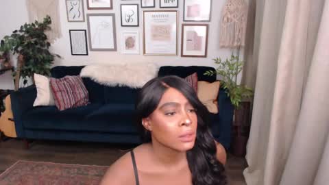 Jade online show from 01.30.25