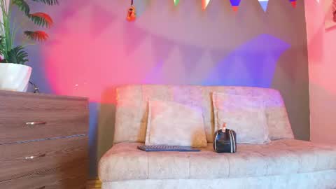 Snapshot of jade_brunnette chatting on 06.29.26 Jade Brunete online show from 06.29.26