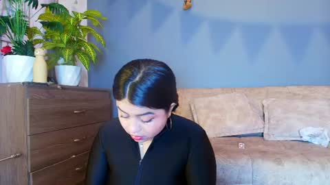 Snapshot of jade_brunnette chatting on 06.30.26 Jade Brunete online show from 06.30.26