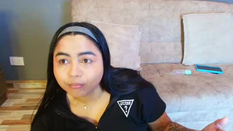 Snapshot of jade_brunnette chatting on 07.18.26 Jade Brunete online show from 07.18.26