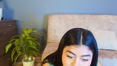 Snapshot of jade_brunnette chatting on 07.27.26 Jade Brunete online show from 07.27.26