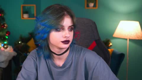 Snapshot of jade_castle chatting on 12.29.24 jade_castle online show from 12.29.24