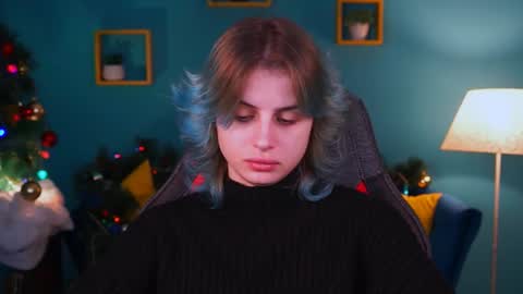 Snapshot of jade_castle chatting on 01.15.25 jade_castle online show from 01.15.25